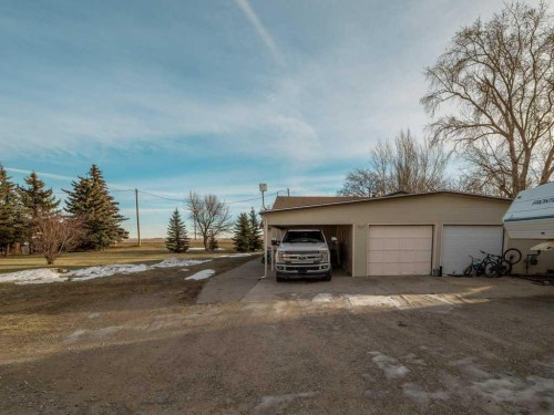63004A 5 Highway, Welling, AB - Outdoor