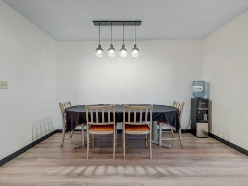 63004A 5 Highway, Welling, AB - Indoor Photo Showing Dining Room