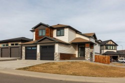 303 Canyon Estates Place WEST Lethbridge, AB T1K 7A4