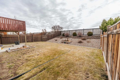 54 Kodiak Crescent North, Lethbridge, AB - Outdoor