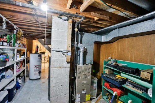 217 3 Street South, Vulcan, AB - Indoor Photo Showing Basement