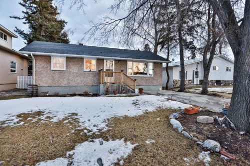 217 3 Street South, Vulcan, AB - Outdoor