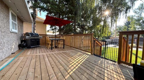 217 3 Street South, Vulcan, AB - Outdoor With Deck Patio Veranda With Exterior