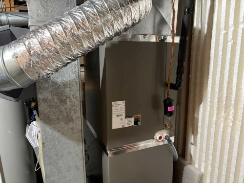 40 Cayuga Crescent West, Lethbridge, AB - Indoor Photo Showing Basement