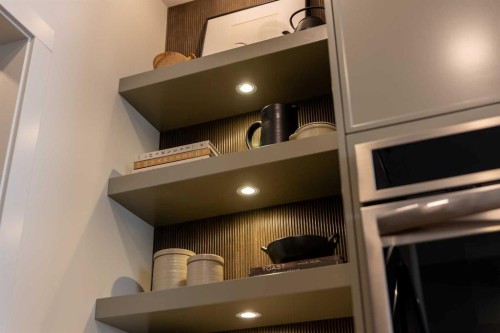 680 Devonia Road West, Lethbridge, AB - Indoor Photo Showing Other Room