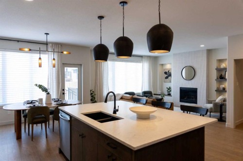 680 Devonia Road West, Lethbridge, AB - Indoor