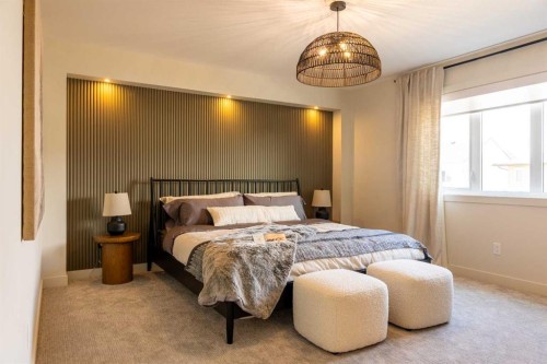 680 Devonia Road West, Lethbridge, AB - Indoor Photo Showing Bedroom