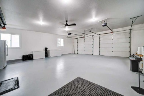 93065 Range Rd 164, Rural Taber, M.D. Of, AB - Indoor Photo Showing Garage