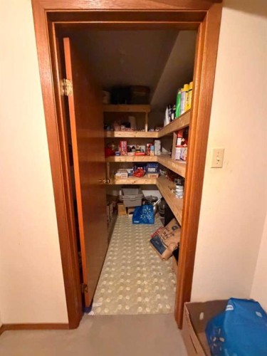 5214 38 Avenue, Taber, AB - Indoor Photo Showing Other Room