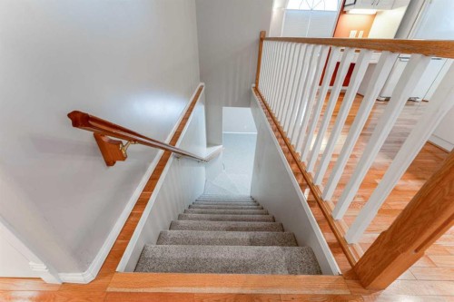 80 S 50 W, Raymond, AB - Indoor Photo Showing Other Room