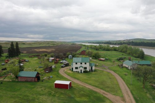 121048 Twp Rd 555, Brosseau, AB 