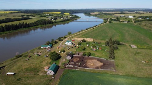 121048 Twp Rd 555, Brosseau, AB 