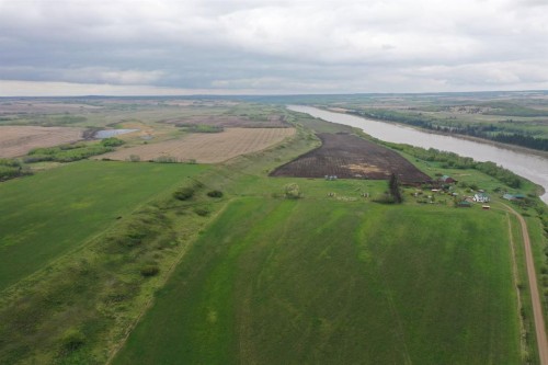 121048 Twp Rd 555, Brosseau, AB 