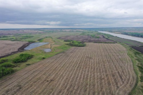 121048 Twp Rd 555, Brosseau, AB 