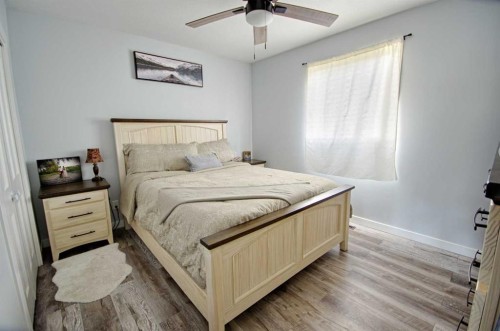 5818 53 Street, Taber, AB - Indoor Photo Showing Bedroom