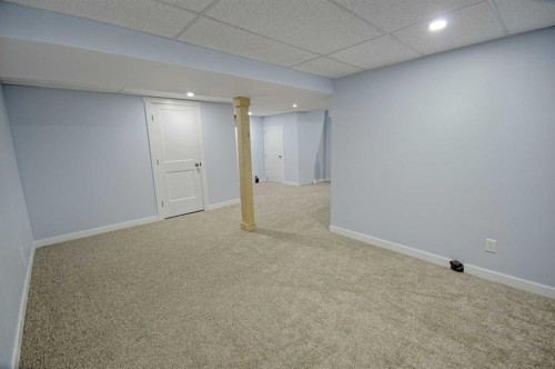 5818 53 Street, Taber, AB - Indoor