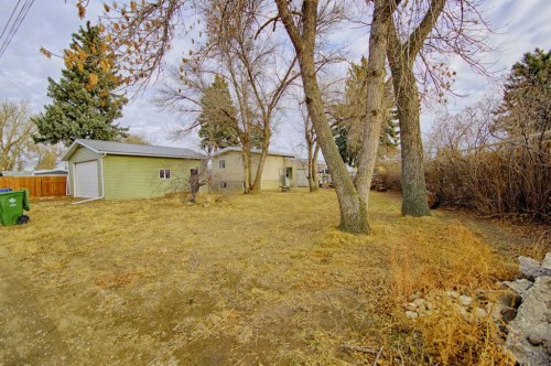 5818 53 Street, Taber, AB - Outdoor