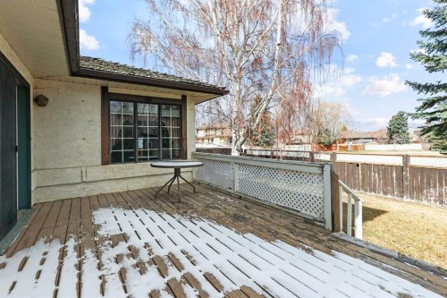 137 Edgewood Boulevard West, Lethbridge, AB - Outdoor With Deck Patio Veranda With Exterior
