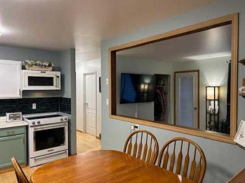 5605 57 Street, Taber, AB - Indoor