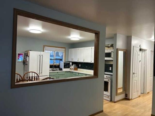 5605 57 Street, Taber, AB - Indoor