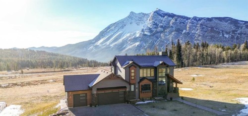 2616 Valley Ridge Drive, Frank, AB - Outdoor