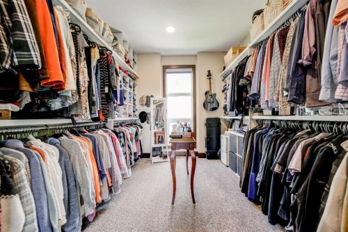 2616 Valley Ridge Drive, Frank, AB - Indoor With Storage