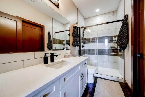 2616 Valley Ridge Drive, Frank, AB - Indoor Photo Showing Bathroom