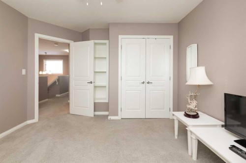 753 Twinriver Loop West, Lethbridge, AB - Indoor