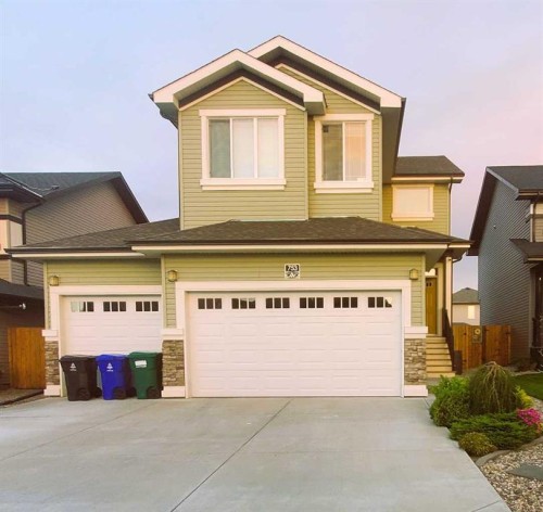 753 Twinriver Loop West, Lethbridge, AB - Outdoor