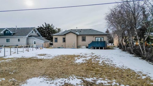 501 6 Avenue, Warner, AB - Outdoor