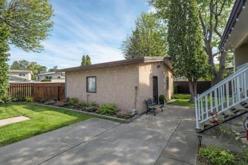 2017 16 Street North, Lethbridge, AB - Outdoor