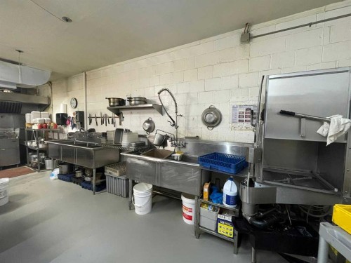 5215 47 Ave, Taber, AB 