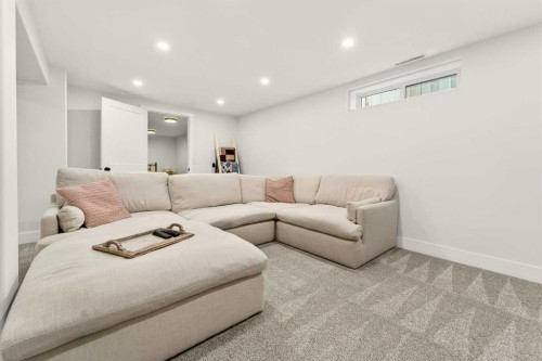 2202 6 Avenue North, Lethbridge, AB - Indoor