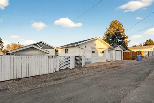 2202 6 Avenue North, Lethbridge, AB - Outdoor