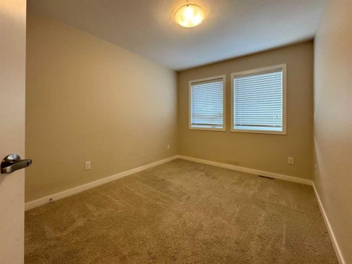 317 Moonlight Way West, Lethbridge, AB - Indoor Photo Showing Other Room