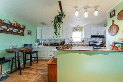 104 2Nd Street, Warner, AB - Indoor