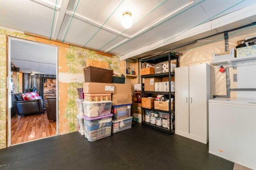 104 2Nd Street, Warner, AB - Indoor