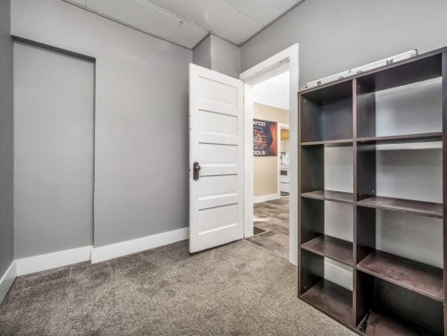 1708 21 Avenue, Coaldale, AB - Indoor