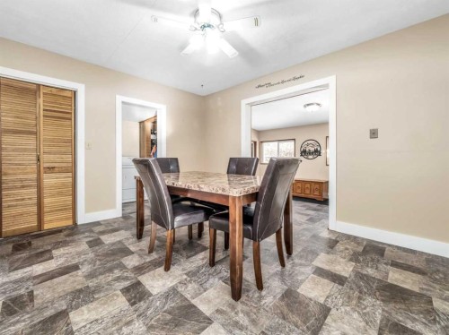 1708 21 Avenue, Coaldale, AB - Indoor Photo Showing Dining Room