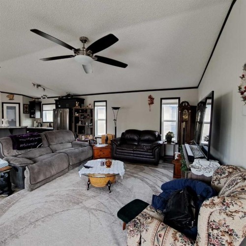 212 Engineer Avenue, Coaldale, AB 