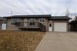 1124 2 ave  Vauxhall, AB T0K 2K0