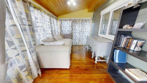 62072 Range Rd 215, Welling, AB - Indoor Photo Showing Other Room