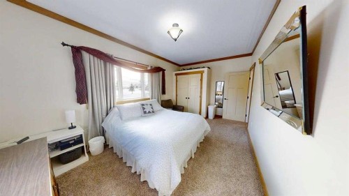 62072 Range Rd 215, Welling, AB - Indoor Photo Showing Bedroom