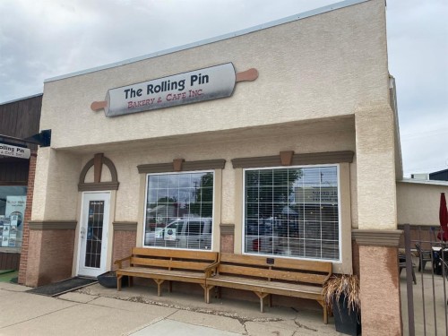 125 5 Avenue West, Bow Island, AB 