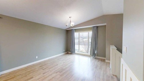 633 48 Avenue, Coalhurst, AB - Indoor Photo Showing Other Room