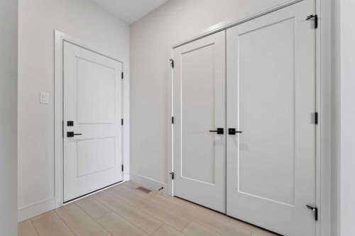 241 Blackwolf Place North, Lethbridge, AB - Indoor Photo Showing Other Room