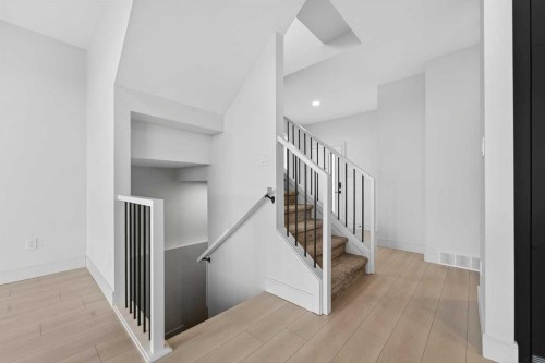 241 Blackwolf Place North, Lethbridge, AB - Indoor Photo Showing Other Room