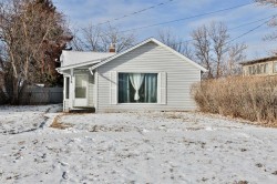 236 N 100 W  Raymond, AB T0K 2S0