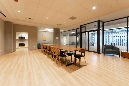 133-102 Scenic Drive North, Lethbridge, AB - Indoor Photo Showing Dining Room