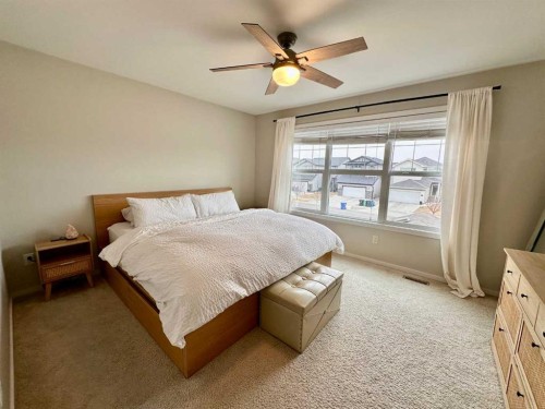 802 Miners Boulevard West, Lethbridge, AB - Indoor Photo Showing Bedroom